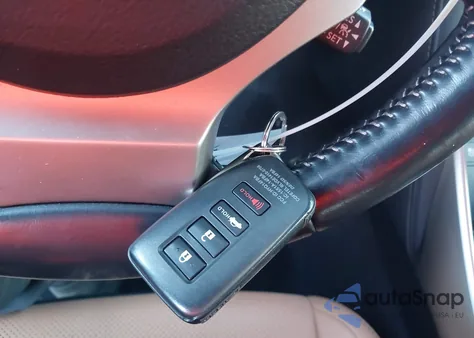 2020 Lexus Is 300 z USA, uszkodzony, nr VIN JTHD81F23L5040359